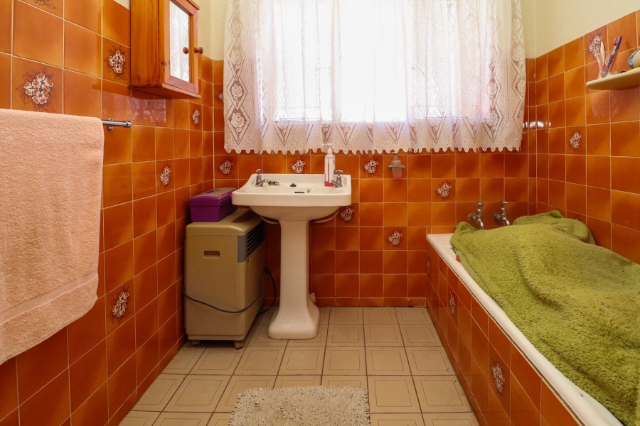 4 Bedroom Property for Sale in Flimieda North West